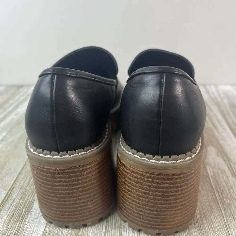 MIA Dahlia Shoes Chunky Platform Loafers 9 Black Dark Academia Goth Lug Sole